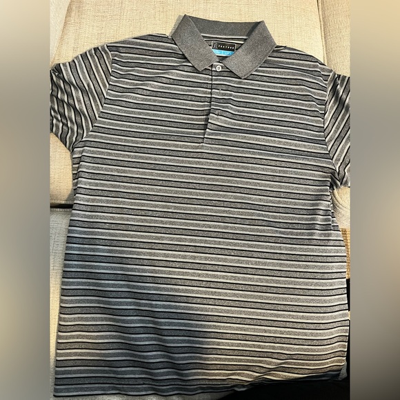 Men’s short sleeve golf shirt - size large - PGA Tour - Picture 1 of 3